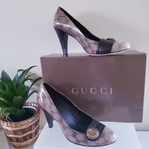 GUCCI Crystal GG Darwin Beige Ebony/Cocoa Pumps - 8 ($560 USD)